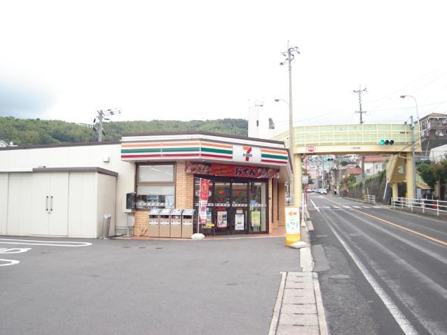 セブンイレブン：200m