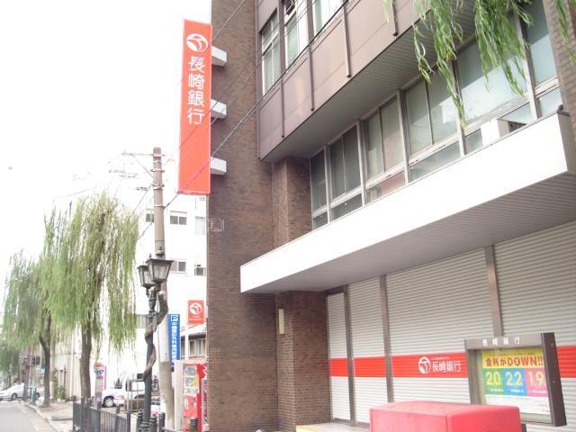 長崎銀行：1100m