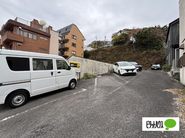 ハイツキク（302） 駐車場