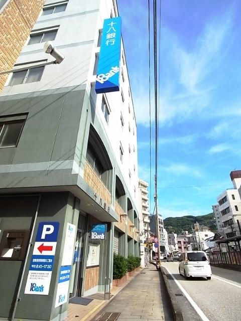 十八親和銀行大浦中央支店：124m