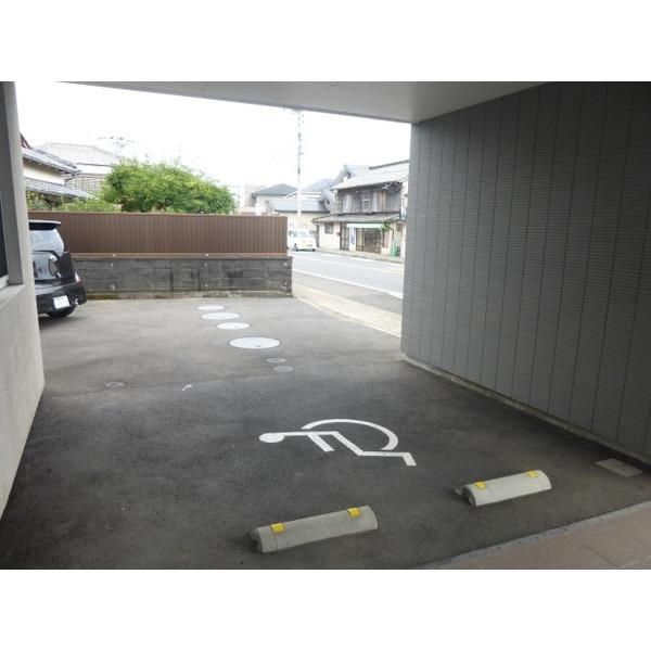 診療所・福祉施設 駐車場