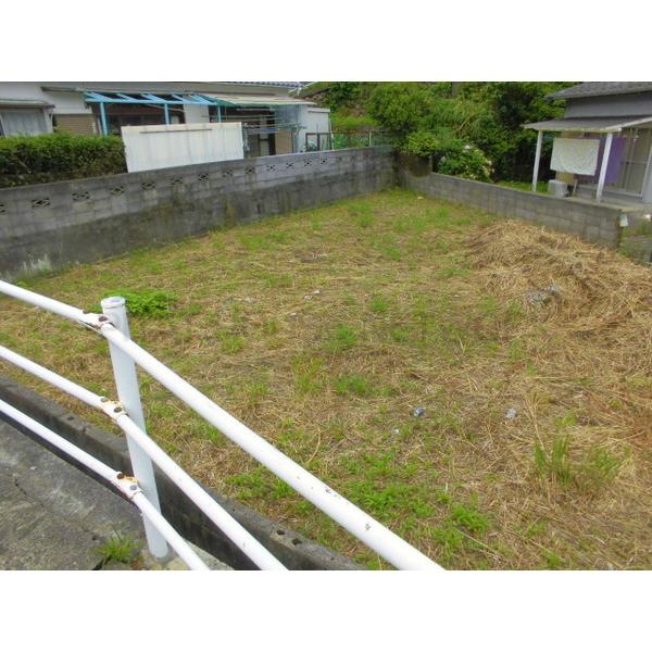 敷地面積は3筆合計で約55坪あります