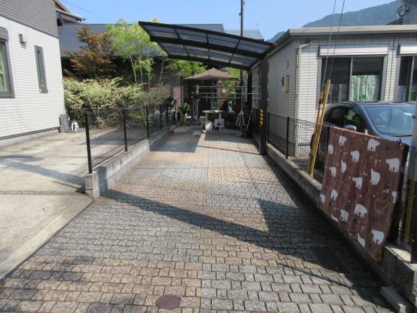 矢上町中古戸建 駐車場
