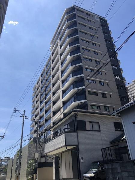築浅マンション☆　陽当たりの良い１３階建ての分譲マンションです。
