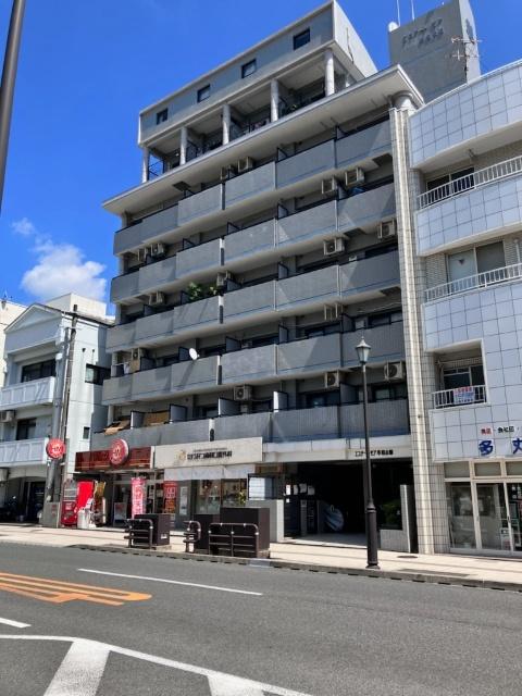 １階にはお弁当屋さんがありますよ♪