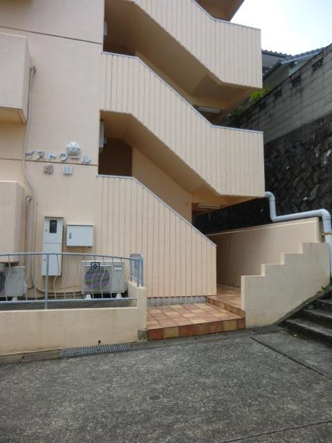 イストワール城山  ロビー