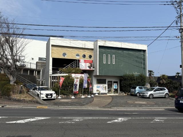 島原市湊町売テナントビル 外観