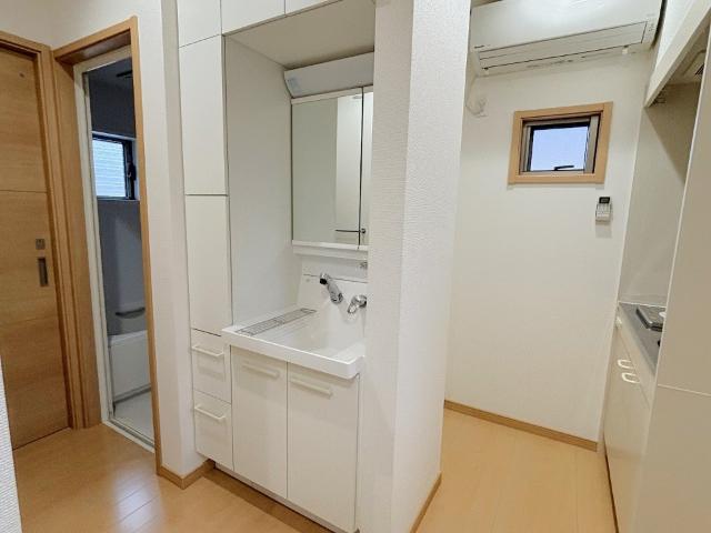 三川町戸建 洗面