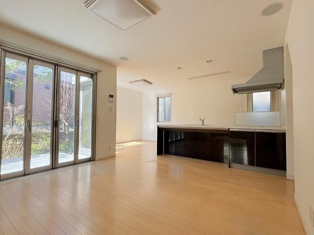 高城台2丁目戸建 リビング