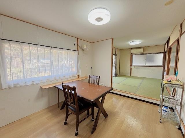 小菅町戸建 リビング