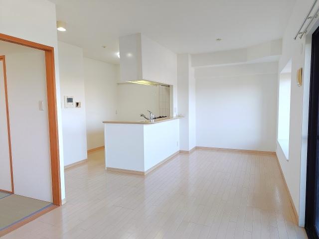アプローズ長崎南参番館 リビング