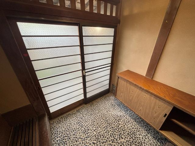 界2丁目戸建 玄関