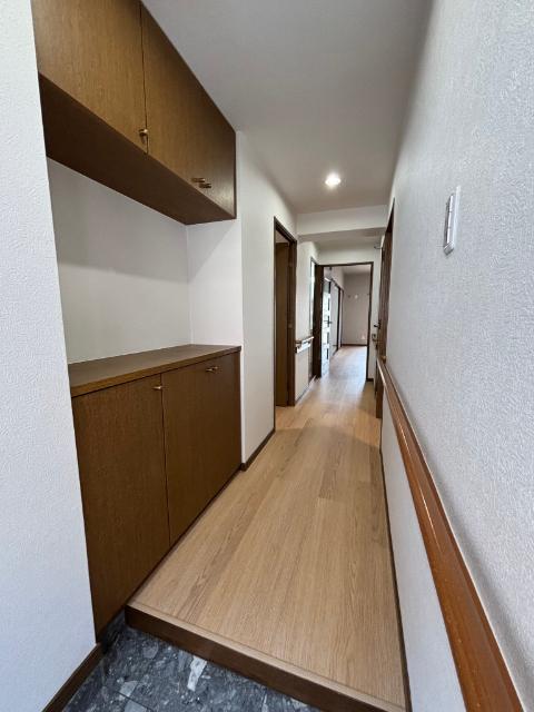 ファミーユ南長崎 玄関