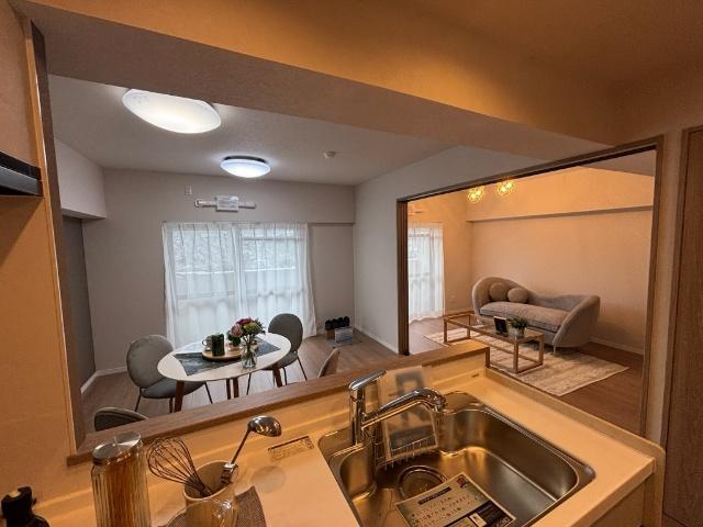 トーカンマンション昭和町 リビング
