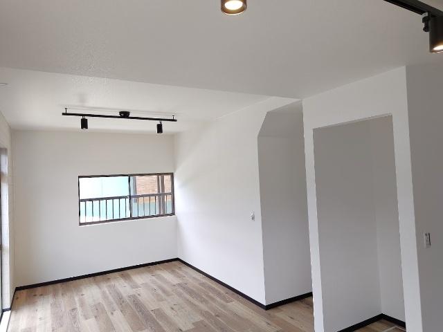 滑石2丁目戸建 リビング