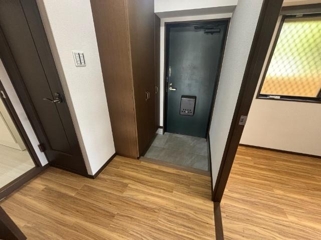フォーレ片淵（403） 玄関
