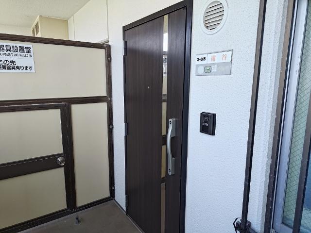 のむら中小島ガーデンヒルズ3号館 玄関