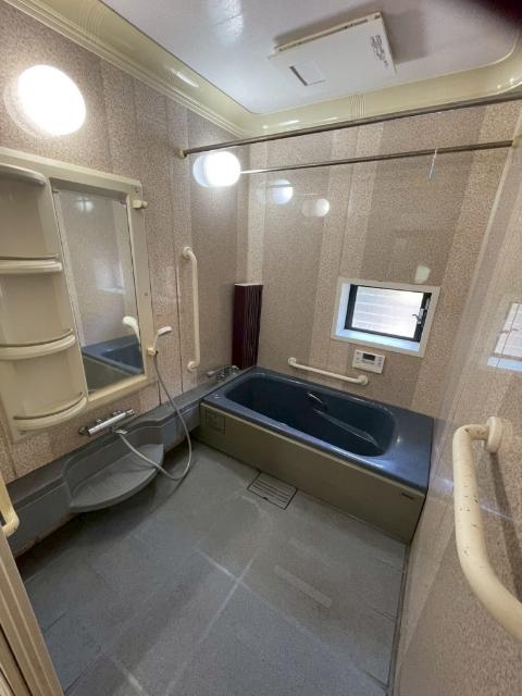 鳴見町戸建 バス／シャワー