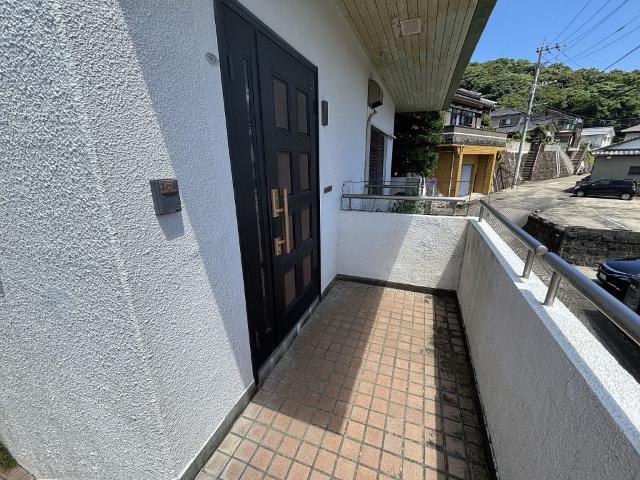 小菅町戸建 玄関