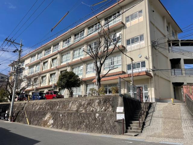 長崎市立山里中学校