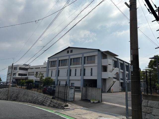 長崎市立小榊小学校