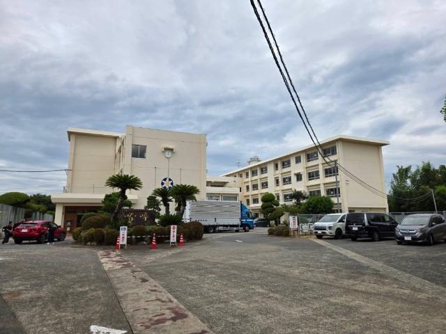 諫早市立諫早中学校