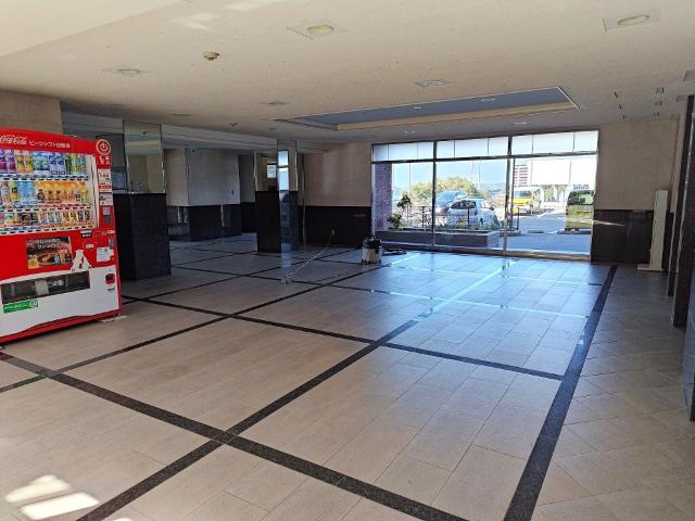 アプローズ長崎南参番館 ロビー