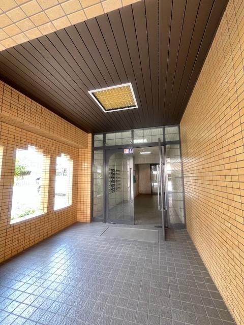 トーカンマンション八幡町 エントランス
