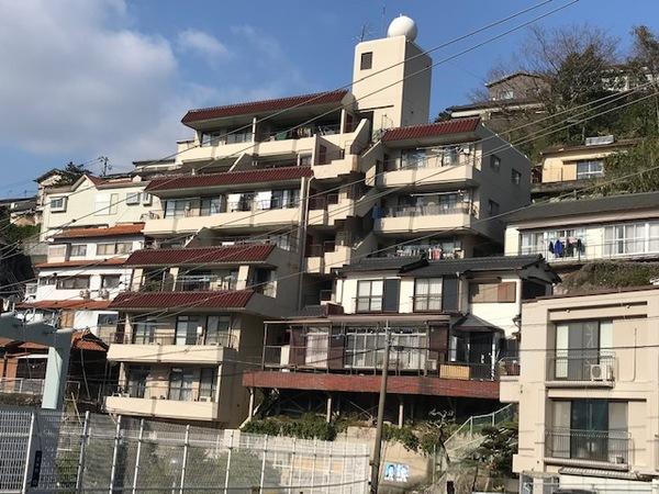 前面に建物ないため採光を十分に感じれる造