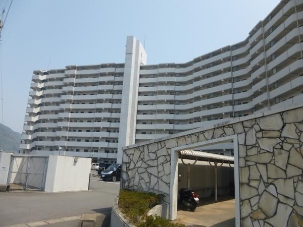 陽の光をたっぷりと感じられる立地！