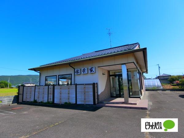 現状は、和風店舗の為、落ち着いた造りとなっております♪