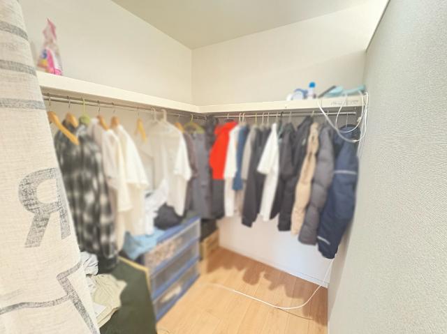 川島松原町　中古戸建 収納