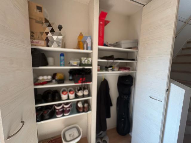 川島松原町　中古戸建 収納