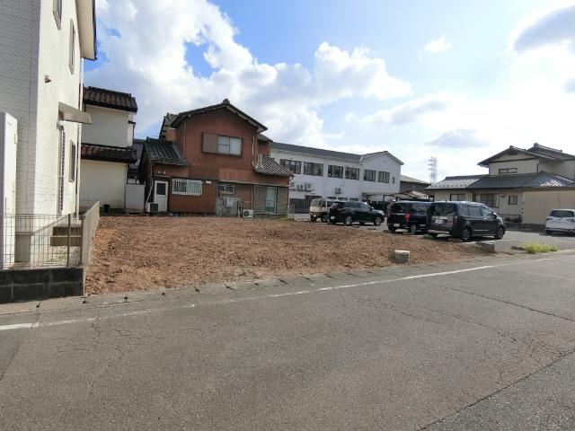 那加不動丘２丁目１６３番土地 その他