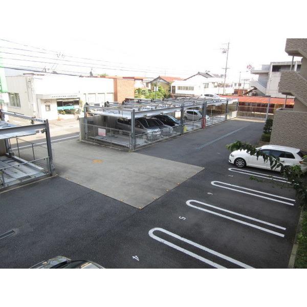 グリーンベル各務原 駐車場