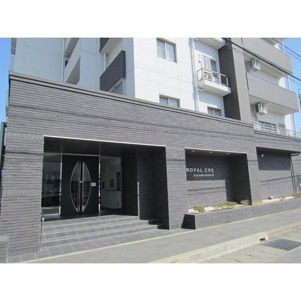 ロイヤルクレスト各務原Ⅲ エントランス