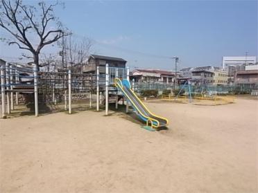 東川崎公園：156m