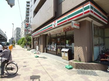 ｾﾌﾞﾝｲﾚﾌﾞﾝ 神戸浜崎通店：157m