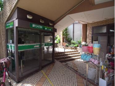 ゆうちょ銀行大阪支店ｶﾞｰﾃﾞﾝﾗｲﾌ岡本内出張所：327m