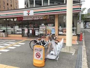 ﾌｧﾐﾘｰﾏｰﾄ 淀川宮原店：1955m