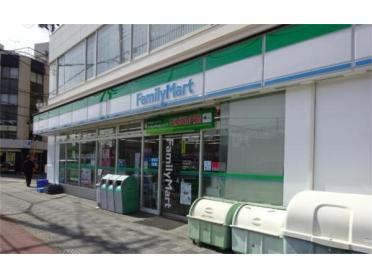 ﾌｧﾐﾘｰﾏｰﾄ 淀川宮原店：2432m