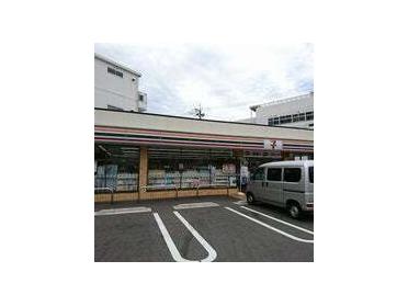 セブンイレブン神戸二番町店：212m