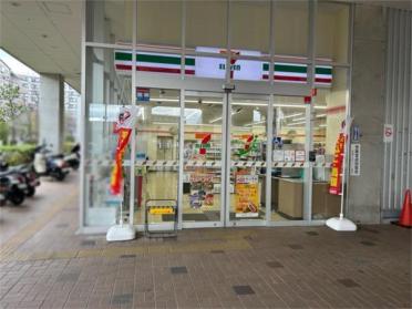 セブン-イレブン 豊中岡上の町２丁目店：224m