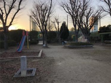 利倉東１丁目児童遊園：311m