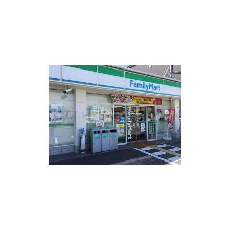 ファミリーマート 豊中春日町店：129m