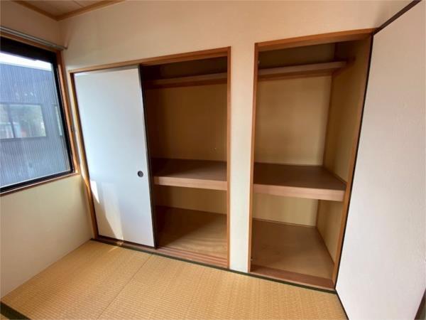 ファミール御立東 収納