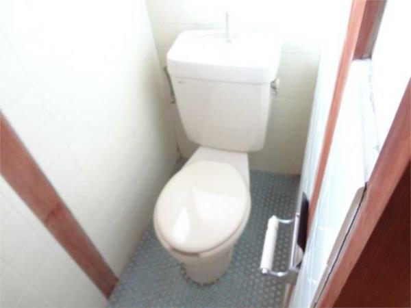 東今宿山名貸家 トイレ
