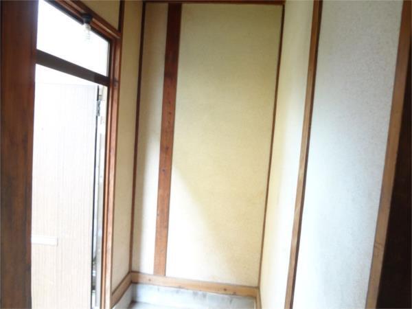 伊伝居土居アパート 玄関
