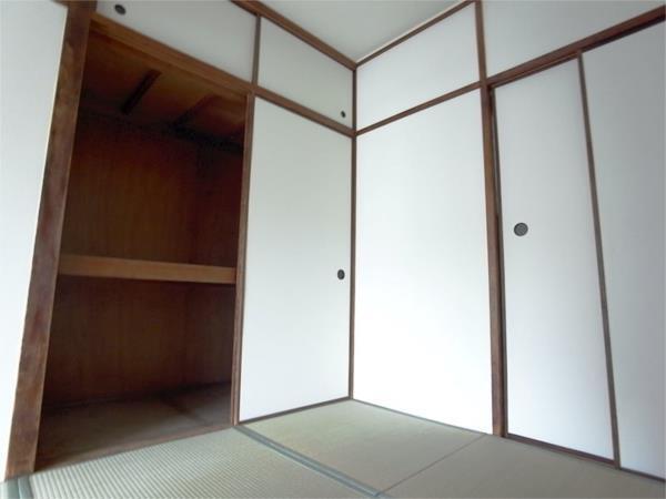サムティ青木（403） 収納