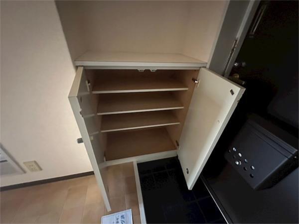 ヴィラパックス神戸（403） 玄関
